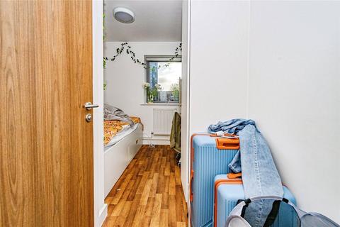 undefined, Park Street, Luton, Bedfordshire, LU1