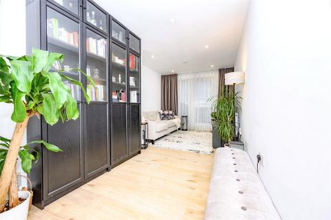 undefined, Midland Road, LUTON, Bedfordshire, LU2