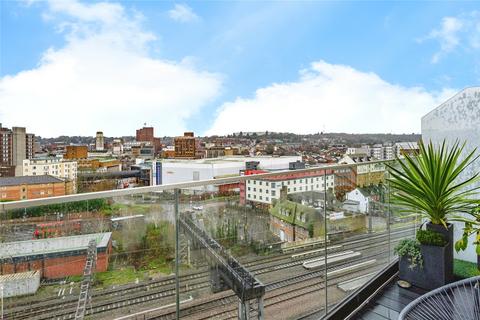 undefined, Midland Road, LUTON, Bedfordshire, LU2