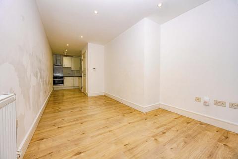 undefined, Midland Road, Luton, Bedfordshire, LU2