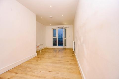 undefined, Midland Road, Luton, Bedfordshire, LU2