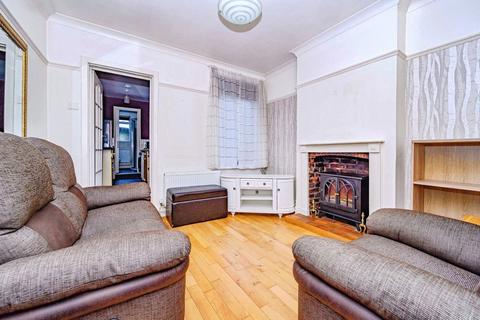 2 bedroom terraced house for sale, Butlin Road, Luton, Bedfordshire, LU1