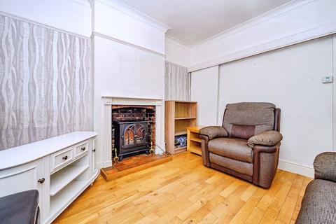 2 bedroom terraced house for sale, Butlin Road, Luton, Bedfordshire, LU1