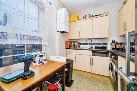 1 bedroom flat for sale, Wellington Street, Luton, Bedfordshire, LU1