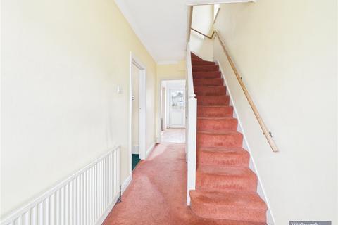3 bedroom end of terrace house for sale, Hill Road, Harrow, HA1