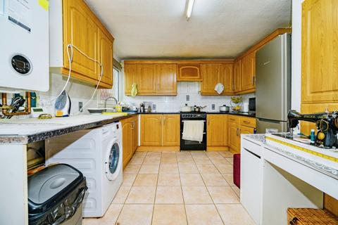 3 bedroom terraced house for sale, Sylam Close, Luton, Bedfordshire, LU3