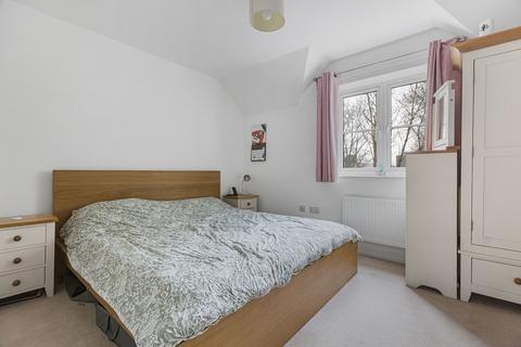 2 bedroom semi-detached house for sale, Crown Close, Wantage, OX12