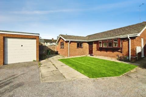 undefined, Almond Close, Luton, Bedfordshire, LU3