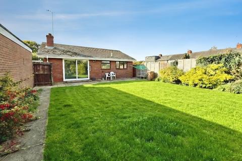 undefined, Almond Close, Luton, Bedfordshire, LU3