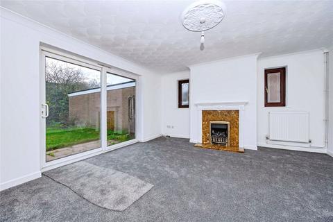 undefined, Almond Close, Luton, Bedfordshire, LU3