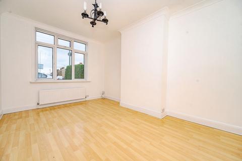 undefined, Gardenia Avenue, Luton, Bedfordshire, LU3
