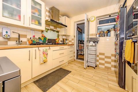 undefined, Aydon Road, LUTON, Bedfordshire, LU3