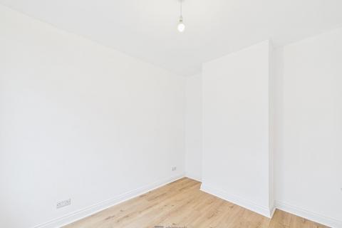 3 bedroom terraced house to rent, Cyprus Road, Portsmouth, PO2