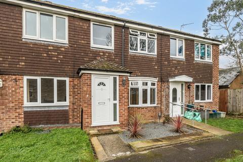 3 bedroom terraced house for sale, Robertsfield, Thatcham, Berkshire
