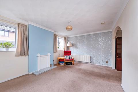 2 bedroom bungalow for sale, Fontwell Drive, Bletchley, Milton Keynes, Buckinghamshire, MK3