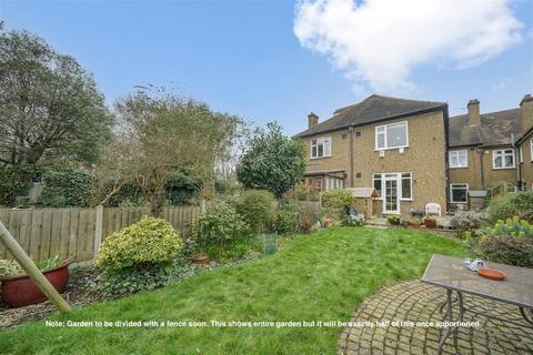 2 bedroom flat for sale, The Woodlands, London SE13