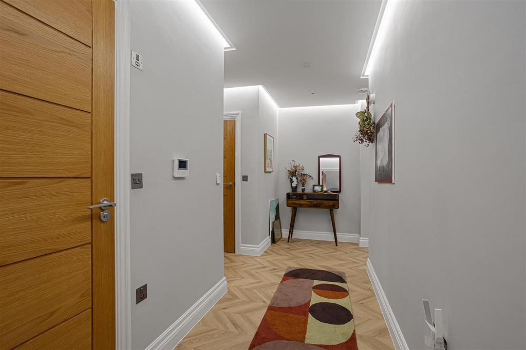Apt 15 Kirk House 64.jpg