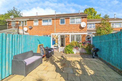 3 bedroom terraced house for sale, Scardale, Heelands, Milton Keynes, Buckinghamshire, MK13