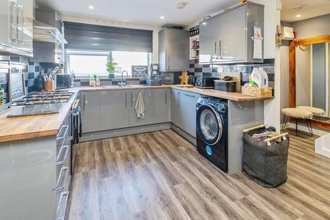 3 bedroom terraced house for sale, Goring, Stantonbury, Milton Keynes, Buckinghamshire, MK14