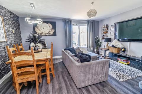 3 bedroom terraced house for sale, Goring, Stantonbury, Milton Keynes, Buckinghamshire, MK14