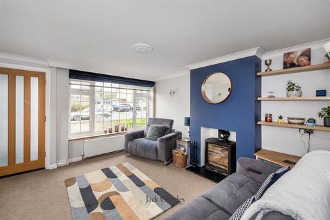 3 bedroom semi-detached house for sale, Darwin Drive, Tonbridge