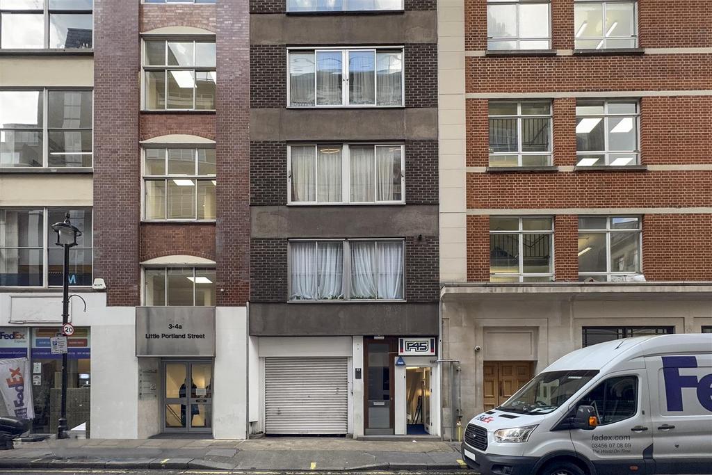Flat 5, 2 Little Portland Street - 9 OU8p HWhn L5zykk
