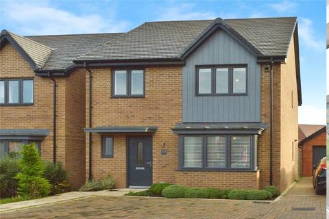 4 bedroom detached house for sale, Rambouillet Drive, Whitehouse, Milton Keynes, Buckinghamshire, MK8