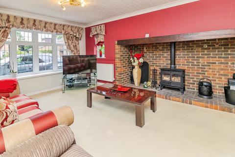 undefined, Faulkners Way, Leighton Buzzard, Bedfordshire, LU7