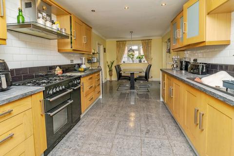 undefined, Faulkners Way, Leighton Buzzard, Bedfordshire, LU7