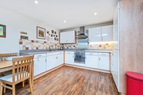2 bedroom flat for sale, The Wharf, Leighton Buzzard, Bedfordshire, LU7