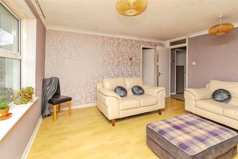 2 bedroom flat for sale, Grasmere Way, Leighton Buzzard, Bedfordshire, LU7