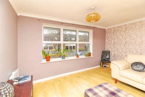 2 bedroom flat for sale, Grasmere Way, Leighton Buzzard, Bedfordshire, LU7