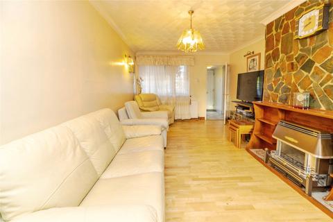 4 bedroom detached house for sale, Capshill Avenue, Leighton Buzzard, Bedfordshire, LU7