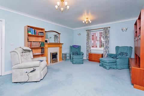 2 bedroom flat for sale, Willow Lane, Stony Stratford, Milton Keynes, Buckinghamshire, MK11