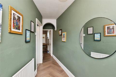 3 bedroom end of terrace house for sale, Wolverton Road, Stony Stratford, Milton Keynes, Buckinghamshire, MK11