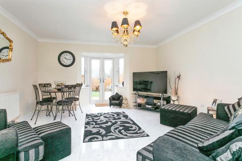 3 bedroom house for sale, Ratcliffe Close, Old Stratford, Milton Keynes, Northamptonshire, MK19