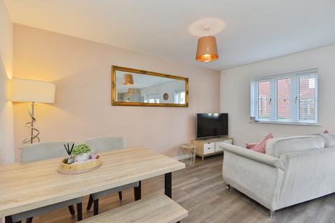 5 bedroom detached house for sale, Blackhorse Drive, Old Stratford, Milton Keynes, Northamptonshire, MK19