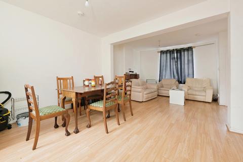 undefined, Louise Road, Northampton, Northamptonshire, NN1