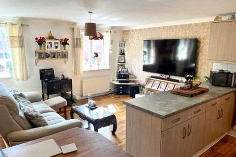 2 bedroom flat for sale, Chaucer Street, Northampton, NN2