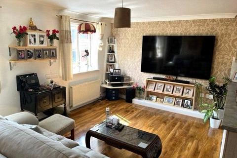 2 bedroom flat for sale, Chaucer Street, Northampton, NN2