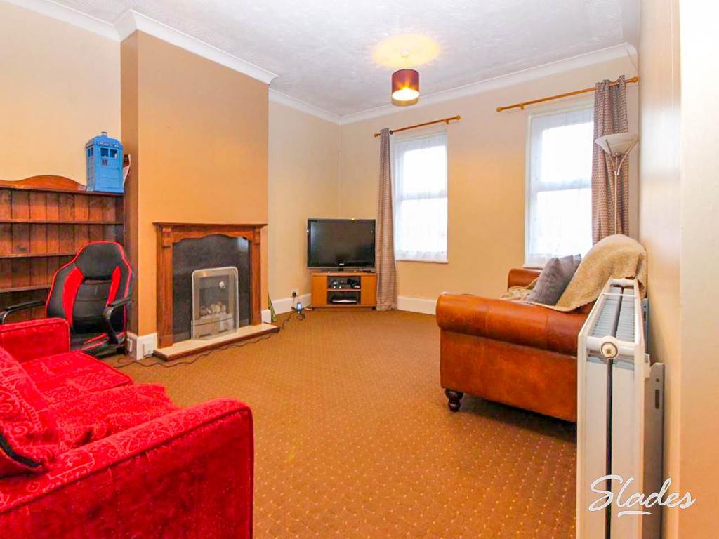87a Southbourne Grov