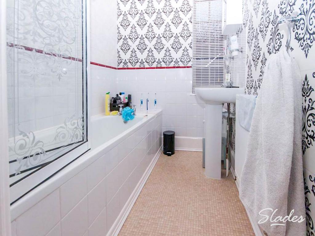 87a Southbourne Grov