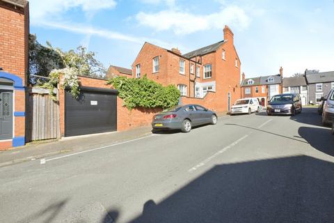 3 bedroom end of terrace house for sale, Semilong Road, Northampton, Northamptonshire, NN2