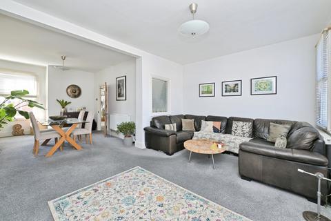 3 bedroom end of terrace house for sale, Semilong Road, Northampton, Northamptonshire, NN2