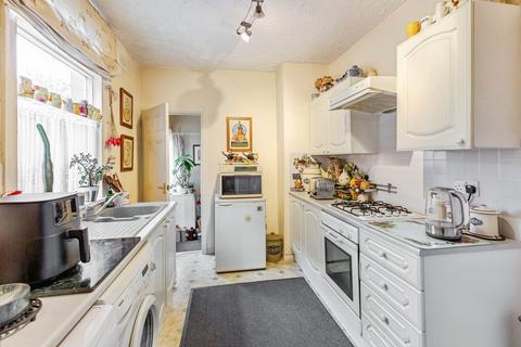 3 bedroom terraced house for sale, Rothersthorpe Road, Northampton, Northamptonshire, NN4