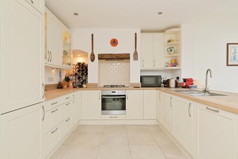 4 bedroom semi-detached house for sale, Church Lane, Brafield-On-The-Green, Northampton, Northamptonshire, NN7