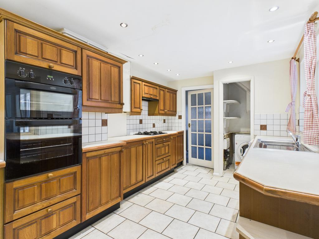 Kitchen (1)