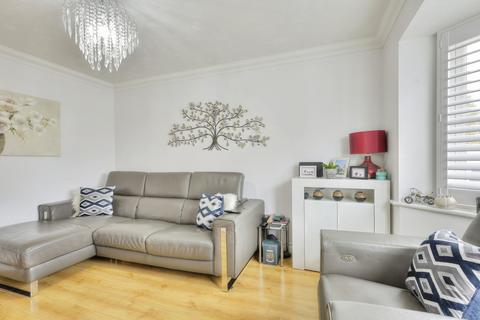 3 bedroom detached house for sale, Landseer Close, WELLINGBOROUGH, Northamptonshire, NN8