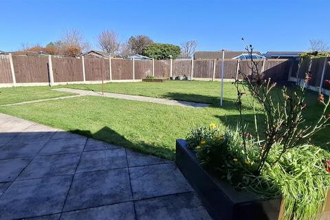 3 bedroom detached bungalow for sale, Lyndon Drive, Kinmel Bay, Rhyl
