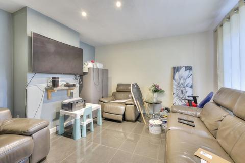 3 bedroom terraced house for sale, Harborough Road, Northampton, Northamptonshire, NN2